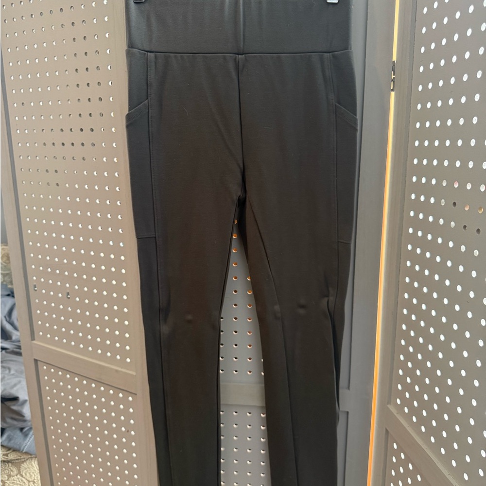 Lou & Grey Black Leggings